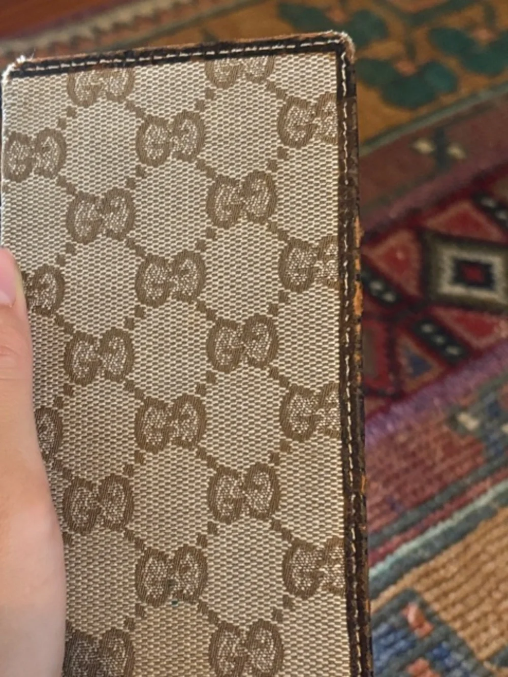 Gucci authentic monogram